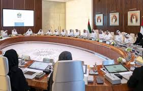 مجلس الوزراء هو المجلس الأعلى للحكم بالمملكة العربية السعودية ورئيسه هو خادم الحرمين الشريفين الملك سلمان بن عبد العزيز ونائبه ولي العهد الأمير محمد بن سلمان بن عبد العزيز آل سعود وأعضائه معينون من قبل الملك لتولي مناصب مهمة من الدولة. Ø¨Ø±Ø¦Ø§Ø³Ø© Ù…Ø­Ù…Ø¯ Ø¨Ù† Ø±Ø§Ø´Ø¯ Ù…Ø¬Ù„Ø³ Ø§Ù„ÙˆØ²Ø±Ø§Ø¡ Ø§Ù„Ø¥Ù…Ø§Ø±Ø§ØªÙŠ ÙŠØ¹ØªÙ…Ø¯ Ù‚Ø±Ø§Ø±Ø§Øª Ù‡Ø§Ù…Ø© Ù…Ø¹Ù„ÙˆÙ…Ø§Øª Ù…Ø¨Ø§Ø´Ø±