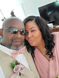 Couples married in December looking for friends