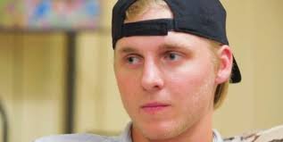 Family fight after pregnancy reveal