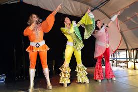 On 9 june 2001 mamma mia! Musical Mamma Mia Die 5000 Auffuhrung Am Broadway In New York Kultur Stuttgarter Nachrichten