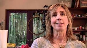 Mavis Smith's Instagram, Twitter & Facebook