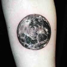 Top 85 Moon Tattoo Ideas 2021 Inspiration Guide Full Moon Tattoo Moon Tattoo Moon Tattoo Designs