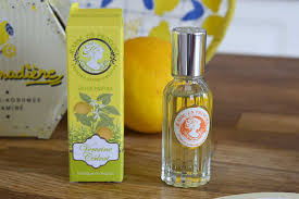 Découvrez tous nos bons plans beauté my little box valides en mars 2021. My Little Box De Mars 2019 Citron La Box Du Mois