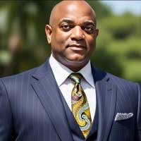 Join me in celebrating the incredible achievement of Cohort 43, graduates  of the Goldman Sachs 10,000 Small Businesses program at LaGuardia Community  College!