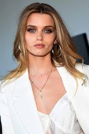 Abbey Lee's Instagram, Twitter & Facebook