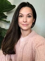 Leah Ritter's Instagram, Twitter & Facebook