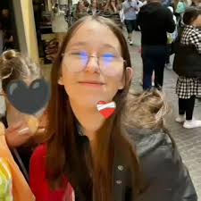 Maras Mom Calling Mara