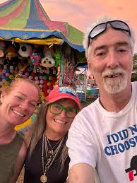 good friends in the bahamas life is good