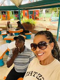 Mavis Smart (@maviszen) • Instagram photos and videos