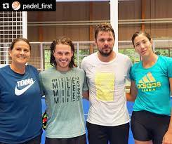 Garbiñe muguruza is met enige moeite doorgedrongen tot de tweede ronde van roland garros. Padel Wawrinka Et Muguruza S Eclatent Au Padel En Suisse We Love Tennis