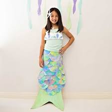 Es ist fast unmöglich, ein turtle kostüm einzeln selbst zusammenzustellen, aber das ist kein problem, da es im internet sehr viele komplette turtle verkleidungen gibt, samt panzer, authentischer ninja gürtel und maske. Meerjungfrau Kostum Aus Mull Basteln Kaffeefilter Mermaid Costume Diy Diy Halloween Costumes For Kids Diy Halloween Costumes Easy