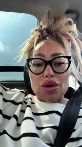 Stacey Duran's Instagram, Twitter & Facebook