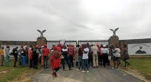 May 28, 2021 · south africa has by far the heaviest burden of the disease in africa. Ramaphosa Retrenches Workers On His Farm