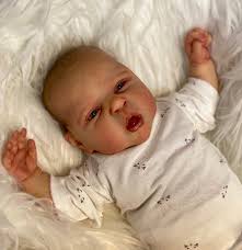 Estella by Kristin Van Wright from Krystalline's Nursery