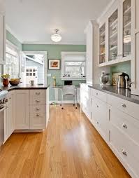 white and green kitchen decorating