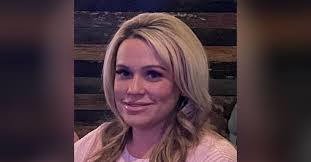 Danielle Giraud's Instagram, Twitter & Facebook