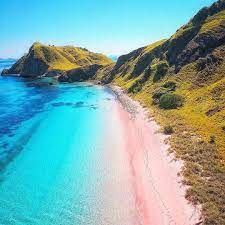 Supernatural Shared A Photo On Instagram The Pink Beach Of Indonesia Is One Of The 7 Pink Beach Breathtaking Places Komodo National Park Beaches In The World