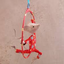 Mobile Papier Mache Petite Souris Trapeziste Mobile Bebe Papier Mache Mobile En Papier Petite Souris