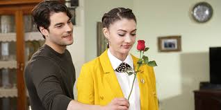 Es film sosyal medya hesaplarımızı takip etmeyi. Aslan Ailem De Kiskanclik Krizi