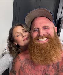 These pictures were taken 12 years apart….she hasn't aged…I