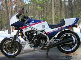 Honda Interceptor Vf750 1985 Gracias Pedro Cari Y Feloz Cortesia Bikepics Honda Bikes Honda Vfr Honda