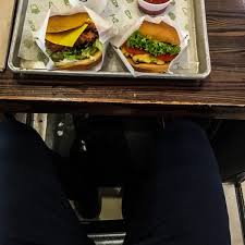 See 27 unbiased reviews of shake shack, rated 3.5 of 5 on tripadvisor and ranked #248 of 605 restaurants in muscat. Shake Shack Kuwait Airport Ø§Ù„ÙØ±ÙˆØ§Ù†ÙŠØ© Ø§ Ù„ Ùƒ Ùˆ ÙŠ Øª Al Asimah
