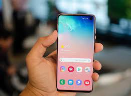 The heating can be sensed to the left hand side center of the device (near the processor). How To Fix Samsung Galaxy S10 Overheating Issues Technobezz