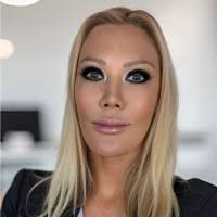 10 "Carol Strunk" profiles