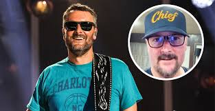 Eric Church Goes Unrecognized By Fans At His Own Show When He Went Without  Sunglasses [WATCH]