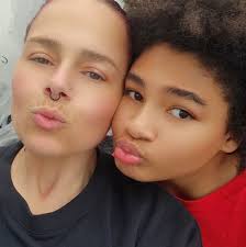 Where to find a good nail salon in Colerain area?