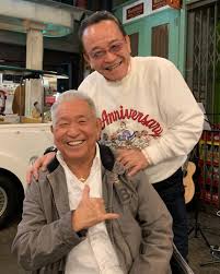 キャプテン サンタ 芸能人