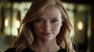 GOOD GIRL di Carolina Herrera: la fragranza che cattura la dualità della  donna moderna