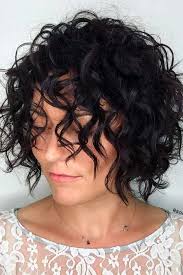 Trendy Short Curly Hairstyles And Helpful Tips For Curly Hair See More Http Glaminati Com Trendy Short Cur Kisa Bukleli Sac Dogal Bukleli Sac Sac Stilleri