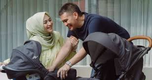 Well, sebenarnya hal itu enggak perlu dilakuin sih! Suami Perlu Bagi Isteri Kesenangan Bukan Buat Isteri Rasa Dirinya Seperti Orang Gaji Pesona Pengantin