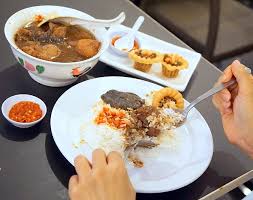 17 foods your visiting ang moh friend needs to eat before leaving kl. Limapulo Jalan Doraisamy A Nyonya Meal In Kl For Dinner Rebecca Saw