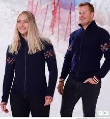 Det gjelder å finne en som er kledelig til nettopp din med en sofistikert mørkegrønn genser med florlette, transparente ermer med blomstermønster blir du. Her Er Dale Jakka Alpinlandslaget Skal Bruka I 2021