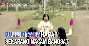 Check spelling or type a new query. 16 Lirik Lagu Pelesetan Yang Ngawurnya Kelewatan Jadi Auto Nyanyi Sambil Ngakak Nih