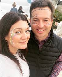 Just a regular afternoon in Newport Beach face painting Post Malone and his  wife. #newportbeach #postmalonefacetattoo #facepainting #facepainter  #artovator #tracykiggen