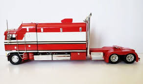 Bj And The Bear Plastic Model Truck Pin On Car Ad Trucks