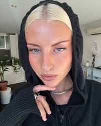 CLAUDIA KEARNS (@claudiakearnss) • Instagram photos and videos