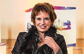 Barbara is currently 47 years old. Barbara Guimaraes Vai Regressar Ao Trabalho Holofote