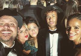 Neymar da silva santos júnior; David Carreira Rendido As Curvas De Angela Costa A Nova Protagonista Do Seu Videoclip Nacional Flash
