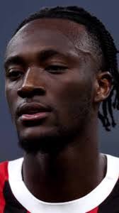 Tommy Abraham's Instagram, Twitter & Facebook