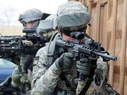 Über 7 millionen englischsprachige bücher. The Essential Guns Gadgets And Gear Of Spec Ops