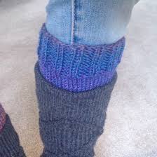 A free crochet pattern for scalloped edge boot cuffs. Free Knitted Boot Toppers Pattern How To So Easy Expression Fiber Arts A Positive Twist On Yarn