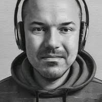 200+ profili według frazy „Tom”