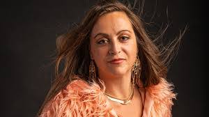 Flora Luna's Instagram, Twitter & Facebook