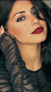 Danielle Hardman's Instagram, Twitter & Facebook