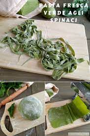 Lessiamo gli spinaci scoliamo bene l'acqua di cottura e lasciamoli raffreddare. Pin Su Ricette