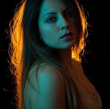 Hello everyone, I have a question: is there a bus from the hotel to Cancun  city?And what price?